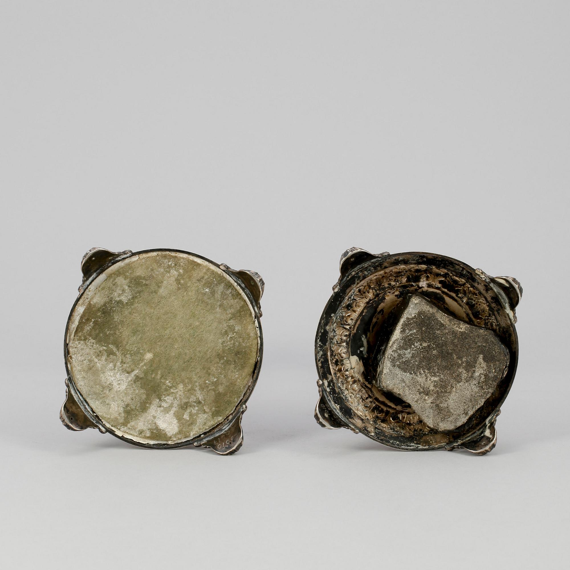 LJUSSTAKAR, ett par, silver, Jakob Engelberth Torsk, Stockholm, 1880.