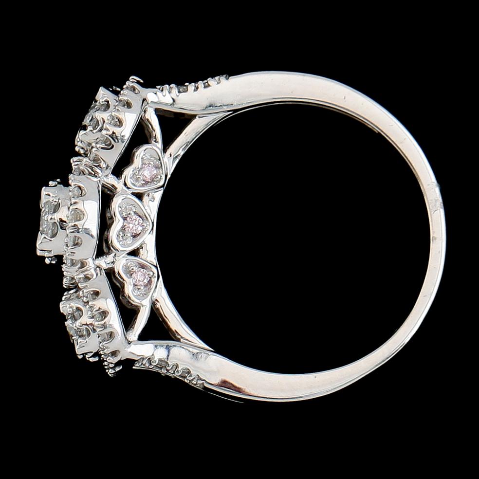 RING, 10K vitguld, briljantslipade diamanter tot ca 0.75 ct.