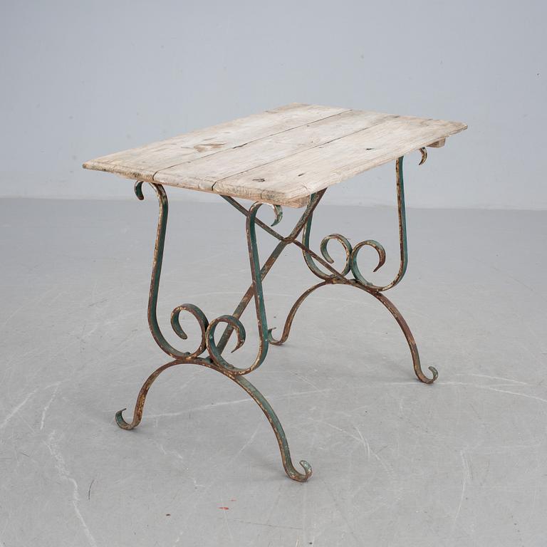 STOLAR, 4 st och BORD, 1900-talets första hälft.