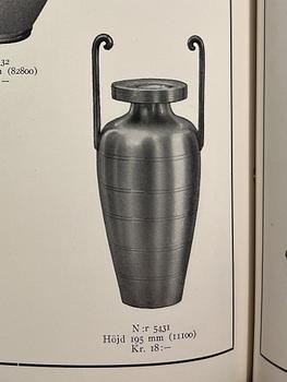 Sylvia Stave, a set of three vases, C.G. Hallberg, Stockholm, 1930s.