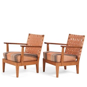 298. Nordiska Kompaniet, a pair of stained pine 'Lovö' easy chairs, Sweden ca 1939.