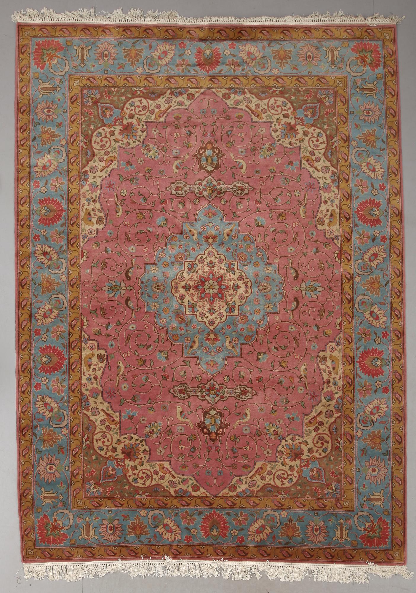 MATTA, Isfahan, ca 306 x 217 cm.