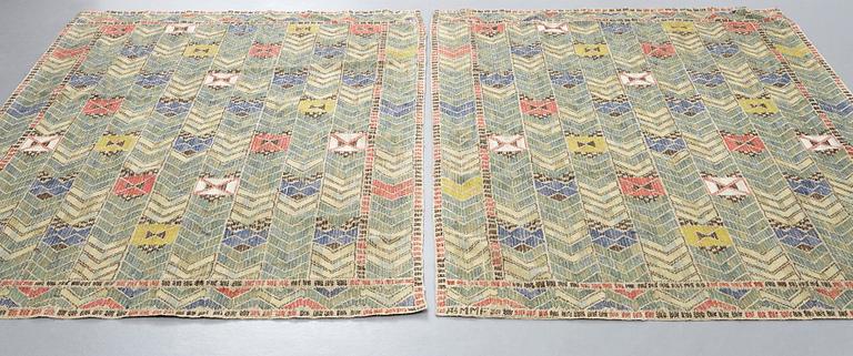 Märta Måås-Fjetterström, DRAPES, 1 pair, "Rågen", flat weave, ca 213 x 127,5 and 212,5 x 126,5 cm, both signed AB MMF.