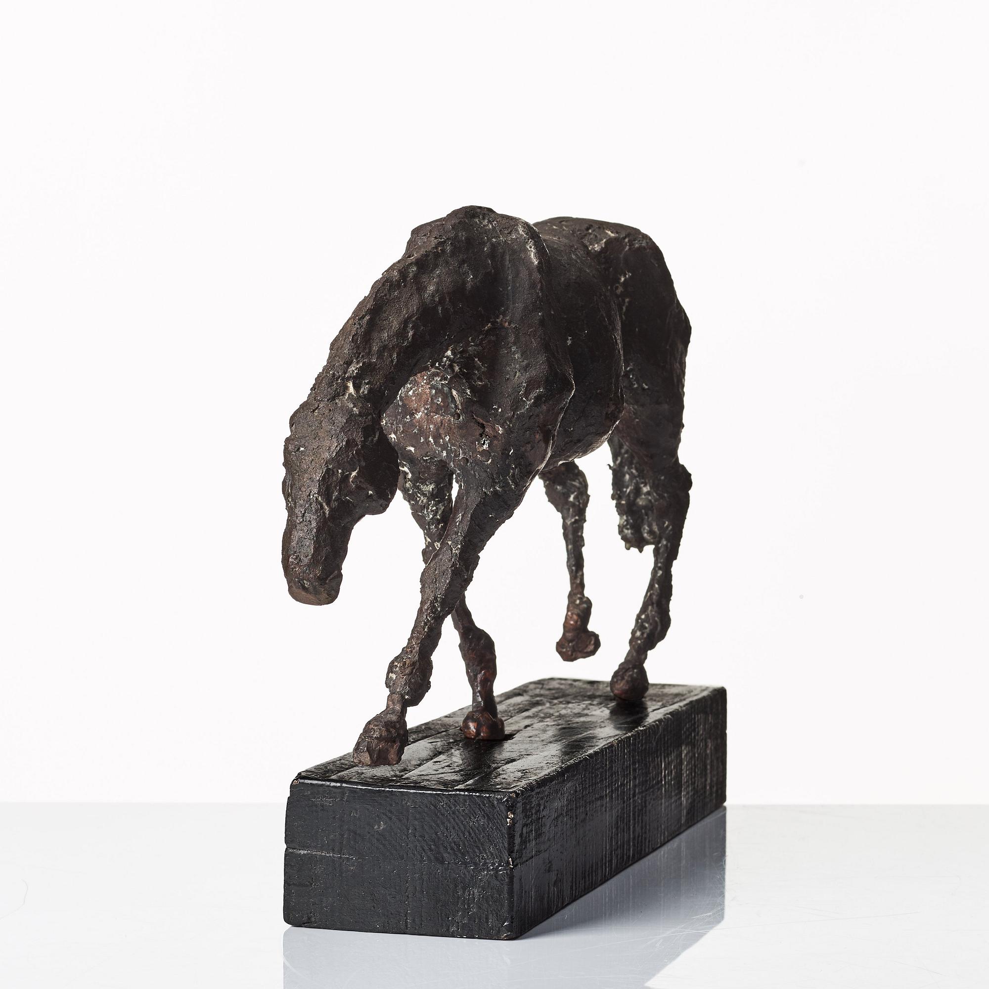 Unknown artist 20th century, sculpture. Unsigned. Bronze, length 38 cm.