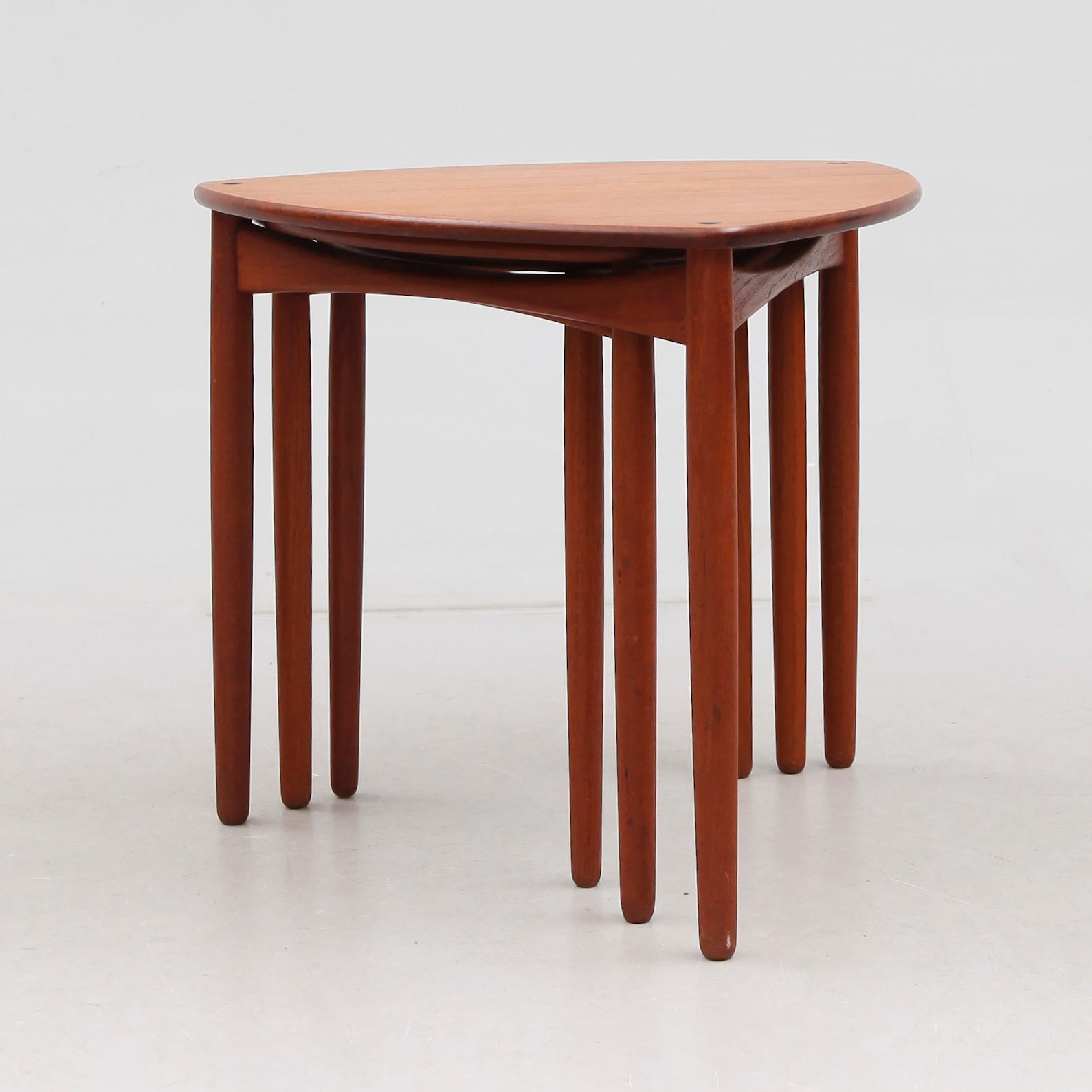 SATSBORD, 3 delar, A. Bender Madsen och Ejner Larsen för Willy Beck, Danmark, 1900-talets andra hälft.