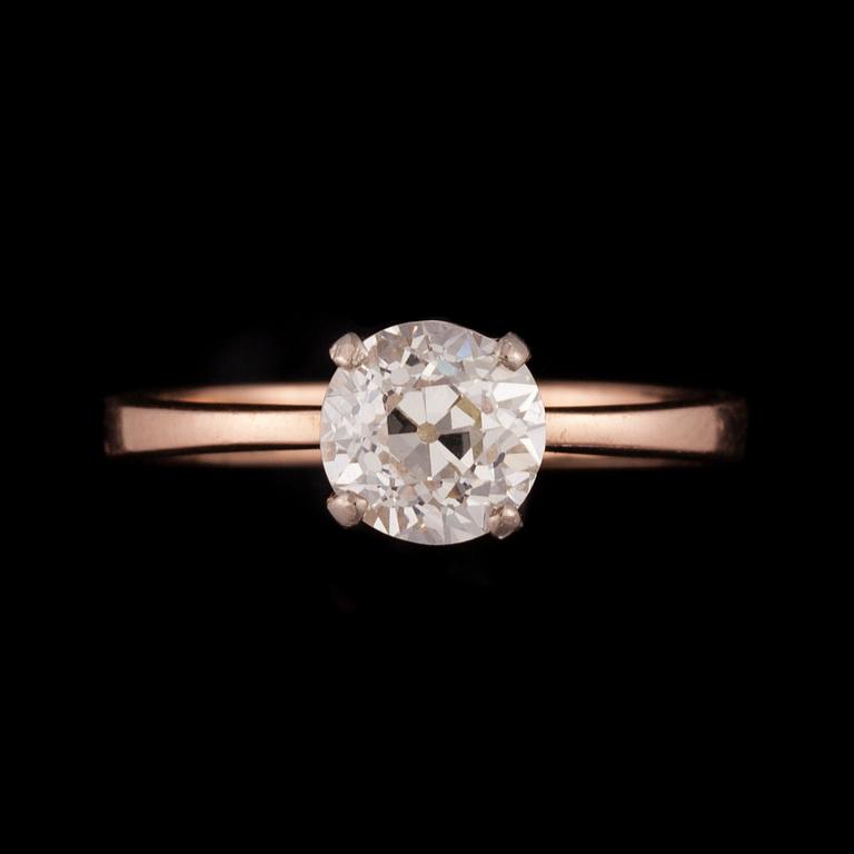 RING, 14K guld, gammalslipad diamant. Vikt ca 2,9 g.
