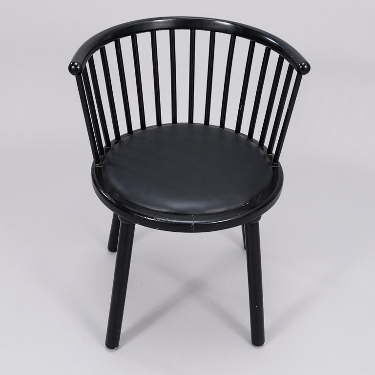 Arm chair from the latter half of the 20th century.