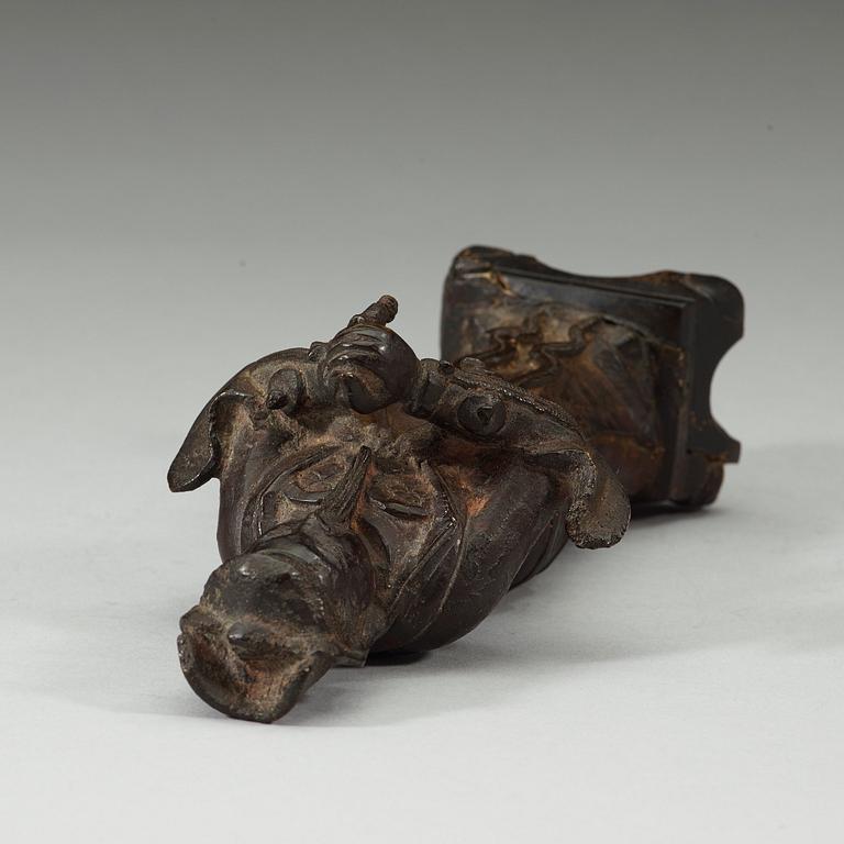 DAOISTISK GUDOM, brons, Mingdynastin (1368-1644).
