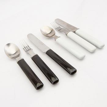 Signe Persson-Melin, a set of 44 + 13 pcs of cutlery Boda Nova stoneware 1970s.