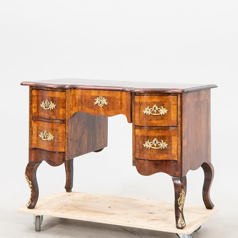 A late Baroque desk 18th/19th century.