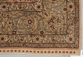 OLD SILKE HEREKE. 179,5 x 124 cm.
