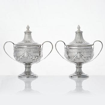A pair of Swedish Gustavian silver sugar-bowls, mark of Johan Malmstedt, Gothenburg 1786.