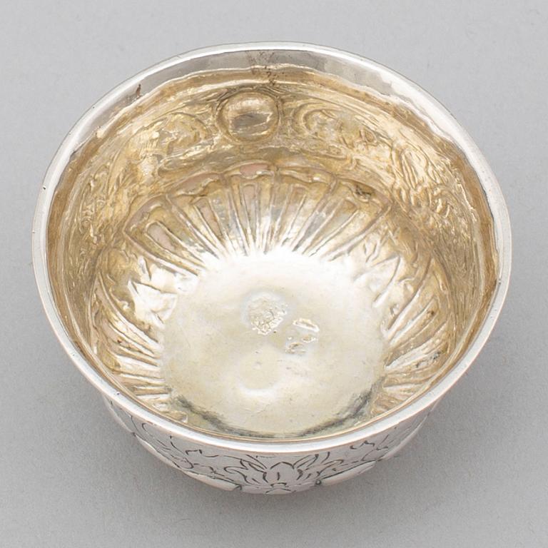 A Russian 18th century silver charka, unidentified makers mark, MOscow 1745.