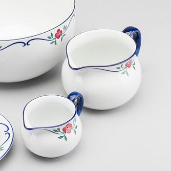 SERVISDELAR, delar 43, porslin, "Sundborn", Pia Rönndahl, Rörstrand.
