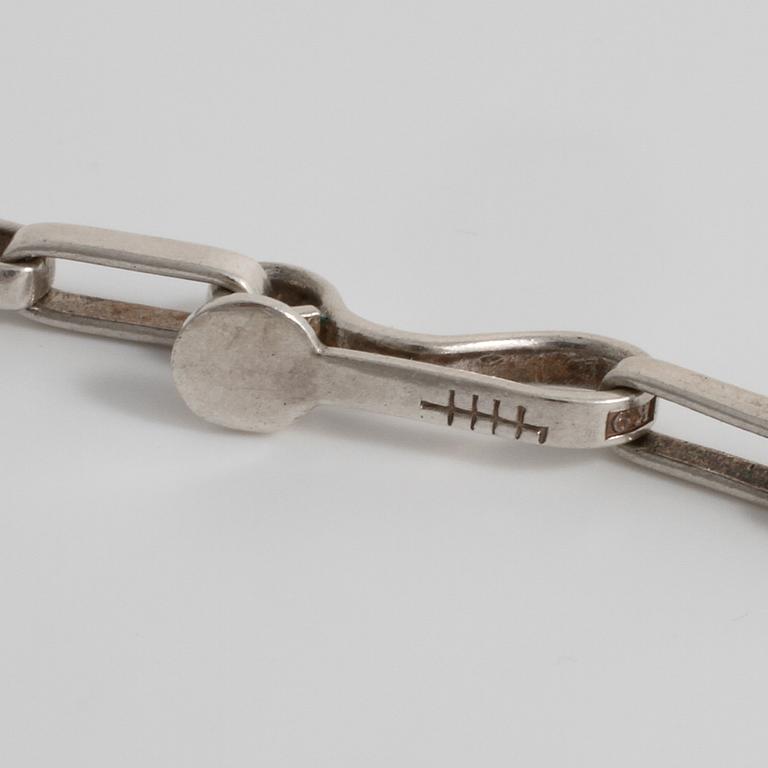 HÖGBERGS SILVERSMEDJA, Göteborg, 1960, a necklace.