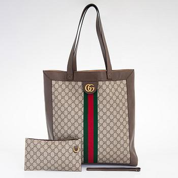 Gucci, a 'GG Supreme Ophidia Soft Large Tote' bag.