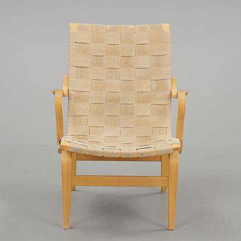 KARMSTOL. "Eva" design Bruno Mathsson, Firma Karl Mathsson. Daterad 1977.