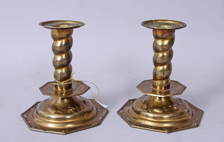 LJUSSTAKAR, ett par, mässing, barockstil, 1800-tal.