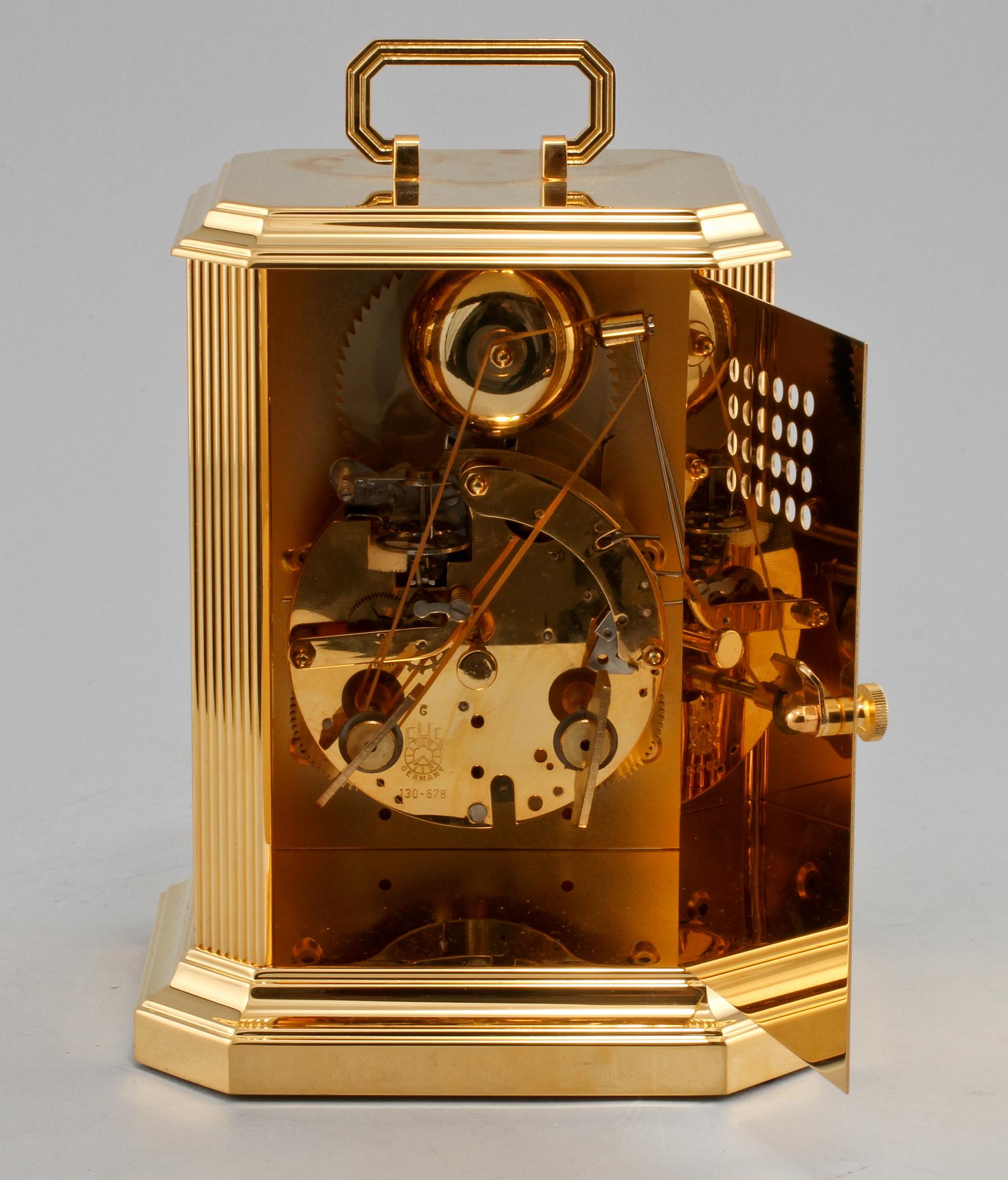 BORDSUR, Hermle, Tyskland, 1900-talets andra hälft.