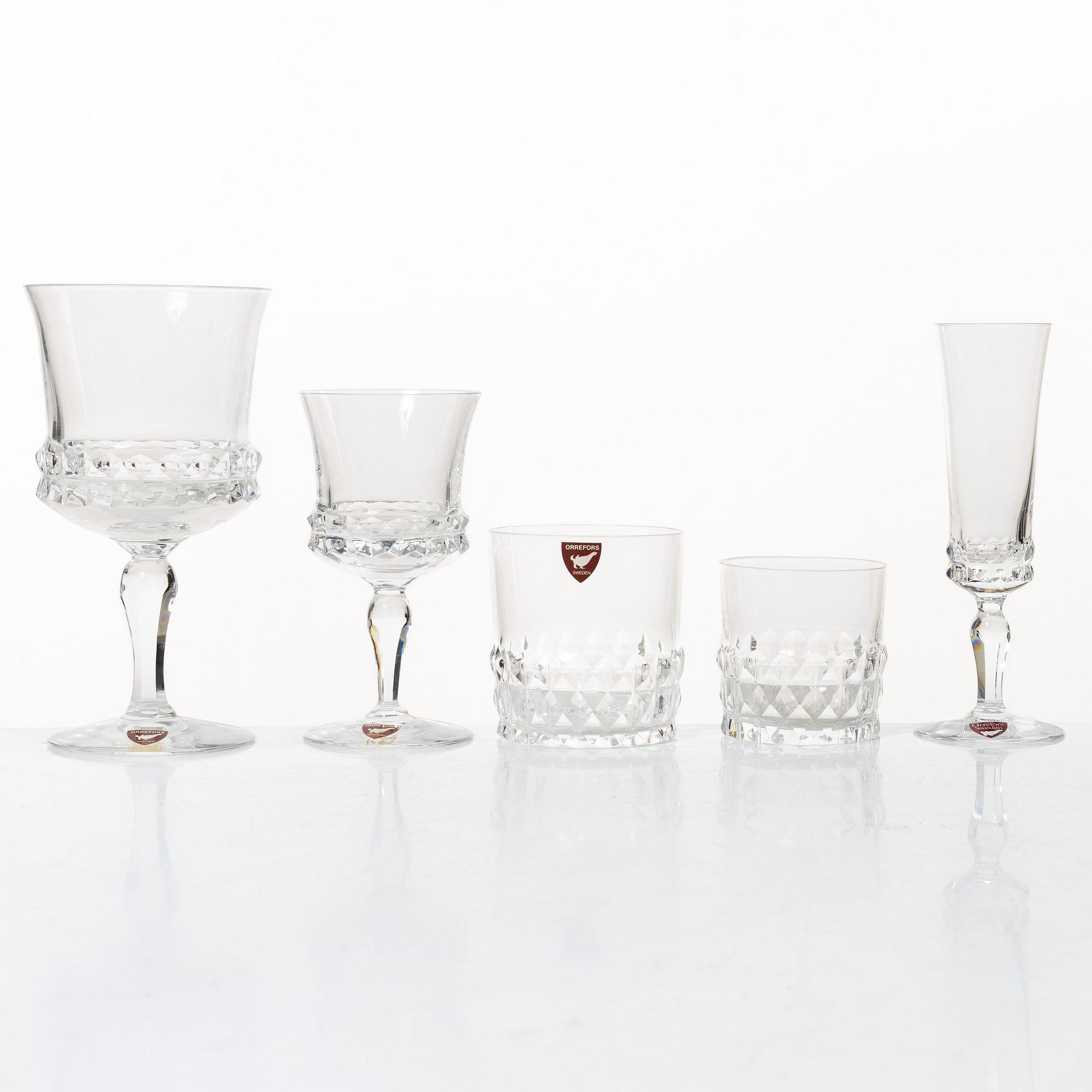 Göran Wärff, A 50 pieces glass service, "Prince", Kosta Boda, late 20th century.