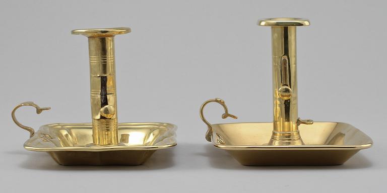 LJUSSTAKAR, 2 st, mässing, 1800-tal.