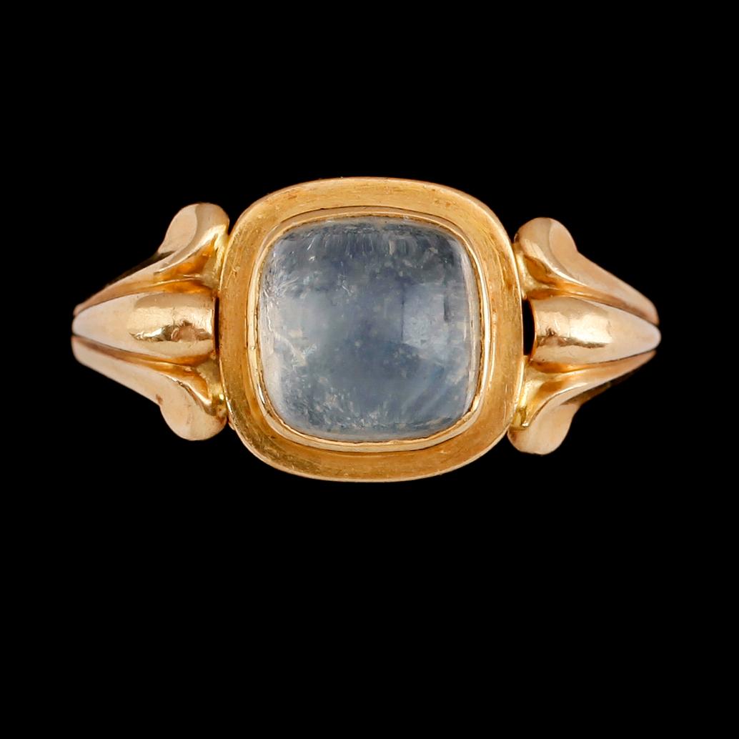 RING, 18 k guld. 1959 med vit sten. Total vikt ca 3 gram.