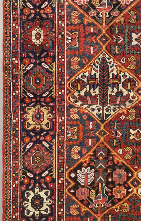 Matta, Bakhtiari, ca 382 x 268 cm.
