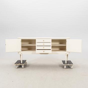 Sideboard, gustaviansk stil, 1900-talets senare del.
