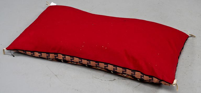 ÅKDYNA, allmoge, sign IR samt dat 1915, 120x65.