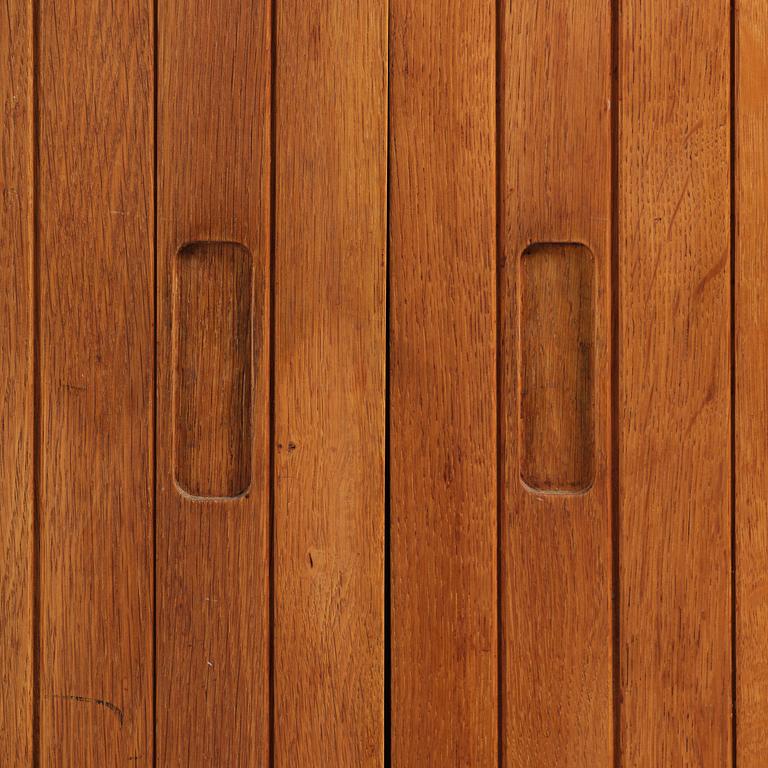 Jørgen Høj, an oak cabinet, Knud Willadsen Møbelsnedkeri, Lillerød, Denmark, 1950s.