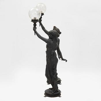 Lampor, ett par, 1900-tal.