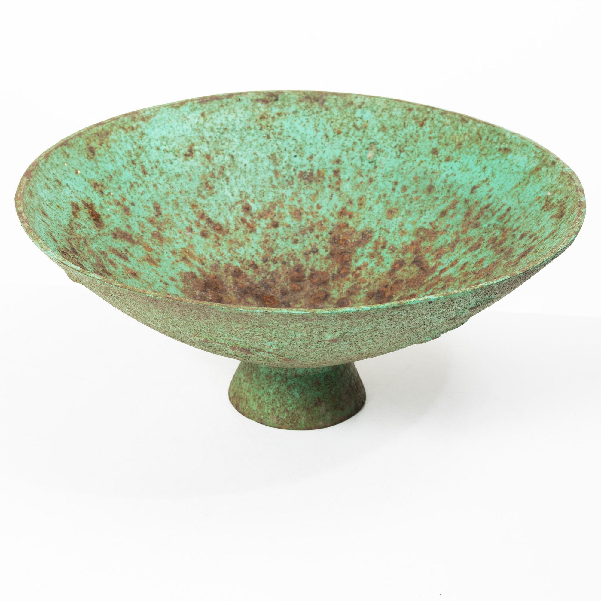Olof Hult, A garden urn, “Mikrokosmos”, Näfveqvarns bruk.