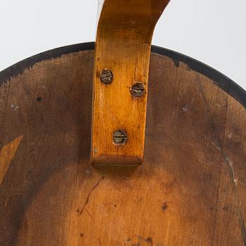 Alvar Aalto, jakkarapari, malli 60, O.Y. Huonekalu-ja Rakennustyötehdas A.B, Finmar, Suomi, 1934–39.