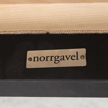 Nirvan Richter, soffa samt fotpall, Norrgavel.