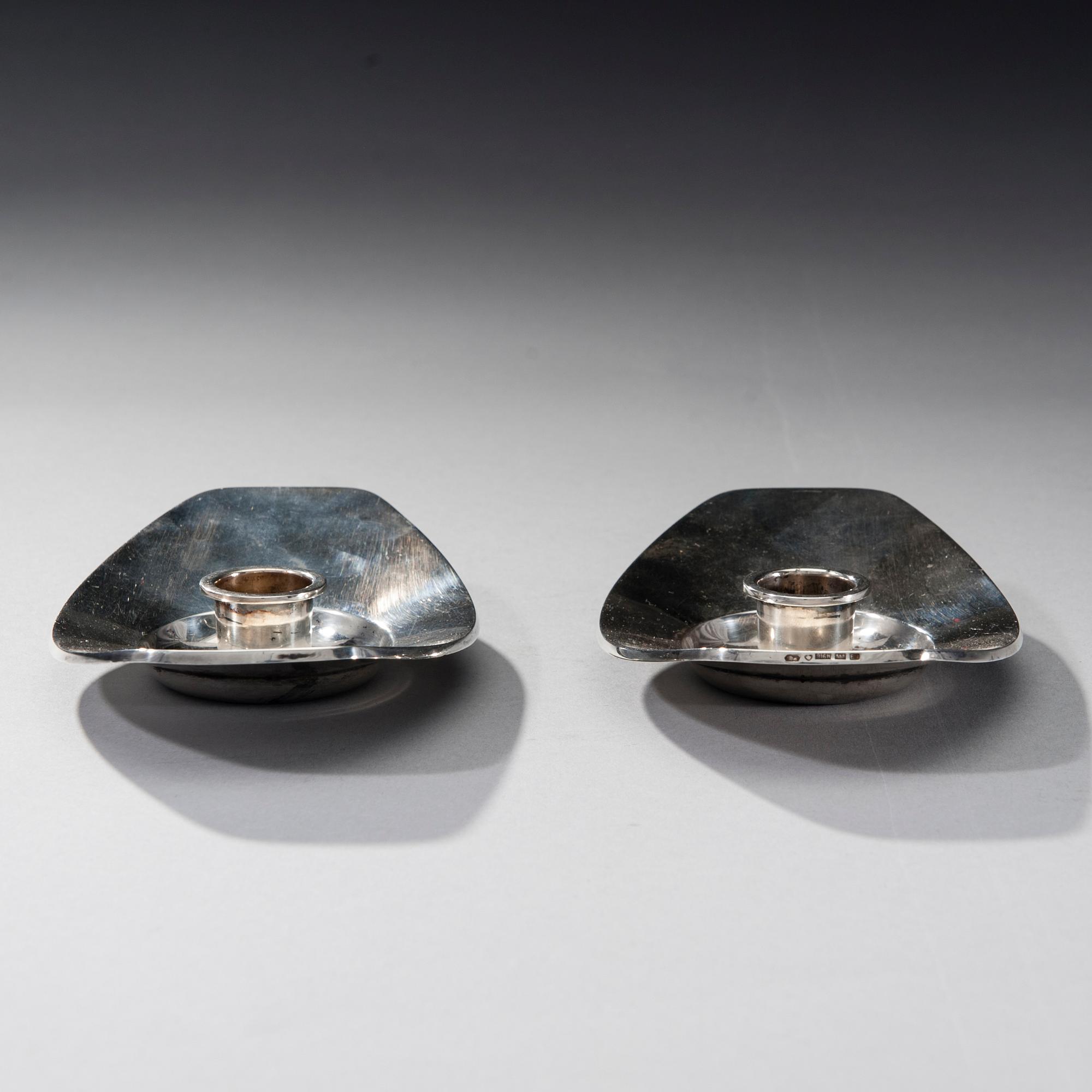 LJUSSTAKAR, ett par, silver, Bertel Gardberg, sign. BG, Kultakeskus, Tavastehus 1958. Tot.vikt 150 g.