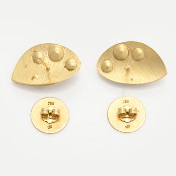 Örhängen, briljantslipade diamanter, fasettslipade smaragder, cabochonslipade rubiner, opaler, pärlor, 18K guld.