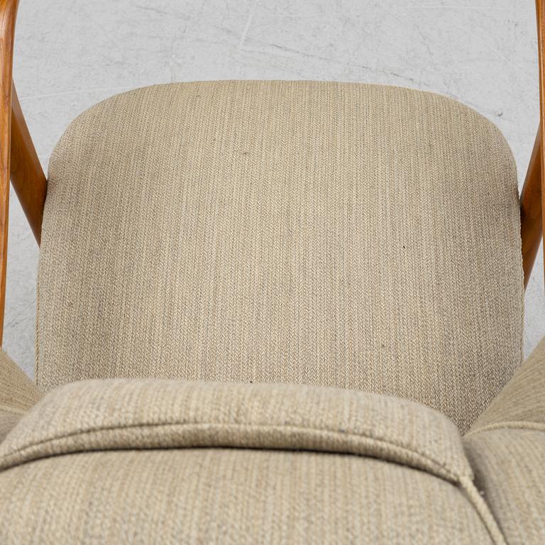 Armchair, Swedish modern, first half of the 20th century.