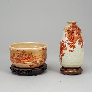 A group of three bowls and a vase, Japanese, part Nabeshima, 19th/20th Century.