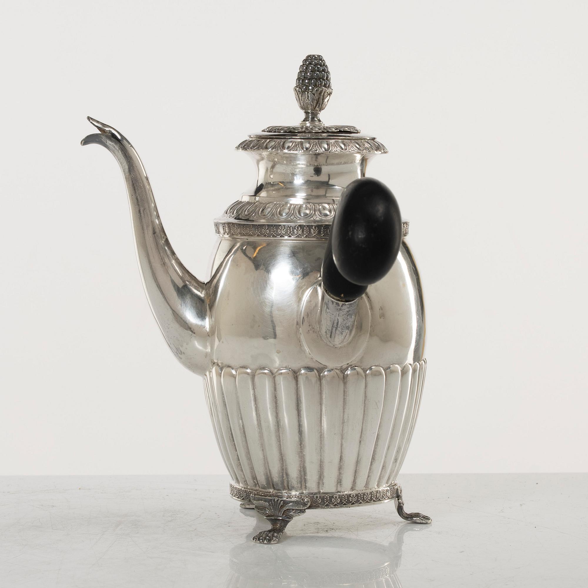 Anders Lundqvist, kaffekanna, silver, Stockholm 1845.