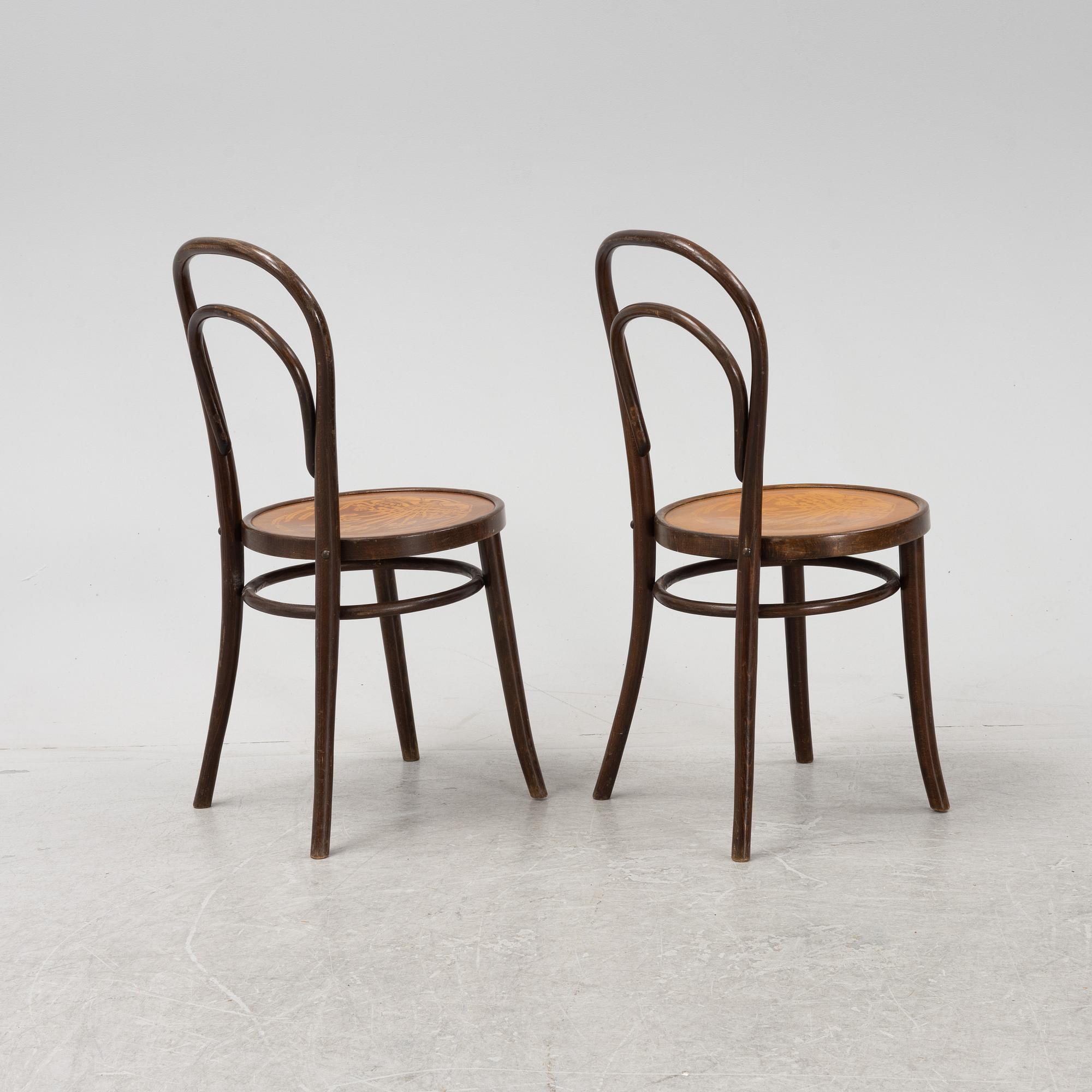 Six Thonet type chairs, Rumania, 20th Century.