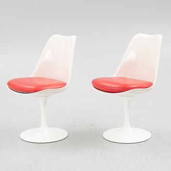 Eero Saarinen, stolar, ett par, "Tulip", Knoll.