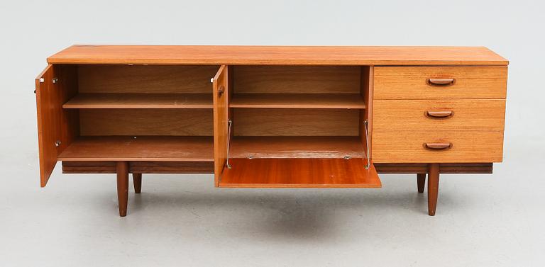SIDEBOARD, 1900-talets andra hälft.