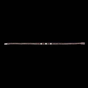 ARMBAND, briljantslipade rödbruna diamanter, samt tre vita, tot. 6 ct.