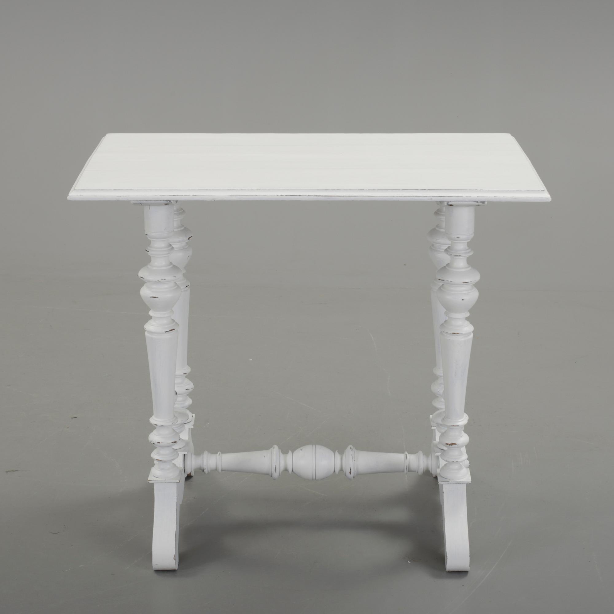 BORD, nyrenässans, omkring 1800-talets slut.