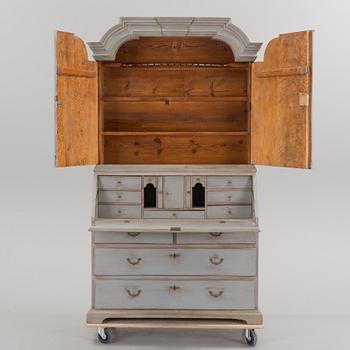 A 19th century cabinet.