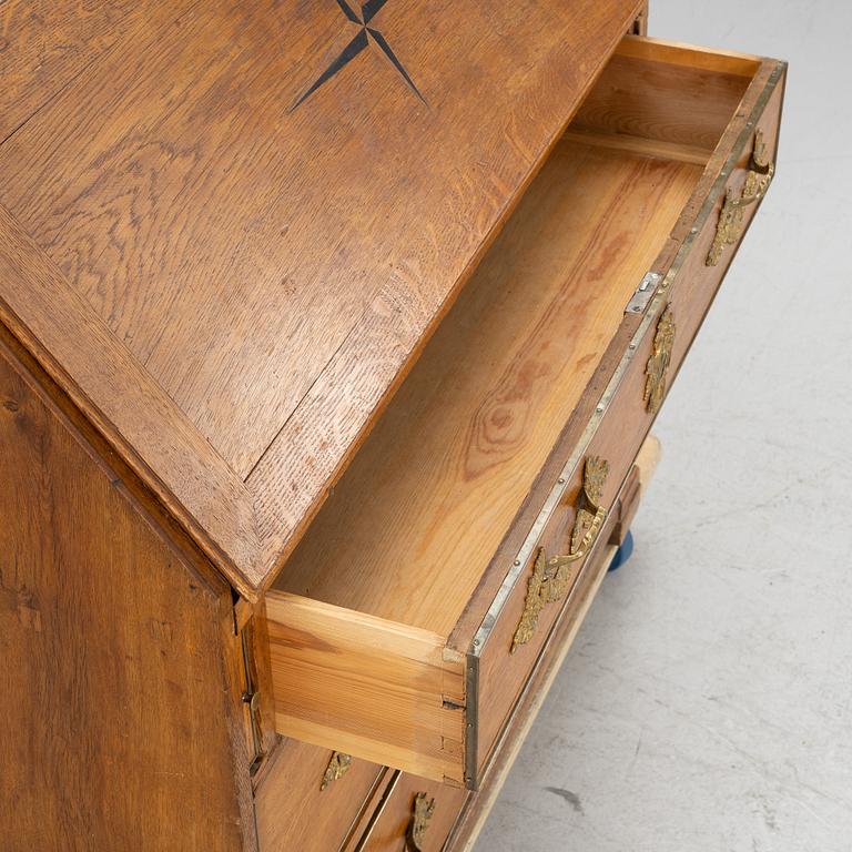 Skrivskåp, 1700-talets mitt, Senbarock.