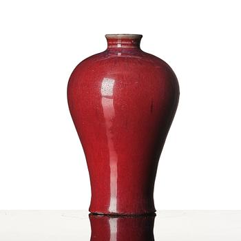 A flambé glazed meiping vase, Qing dynasty, 19th Century.