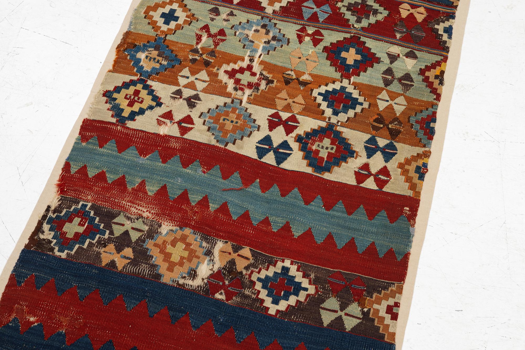 Fragment, Kelim, Adana, ca 201 x 83 södra Anatolien.