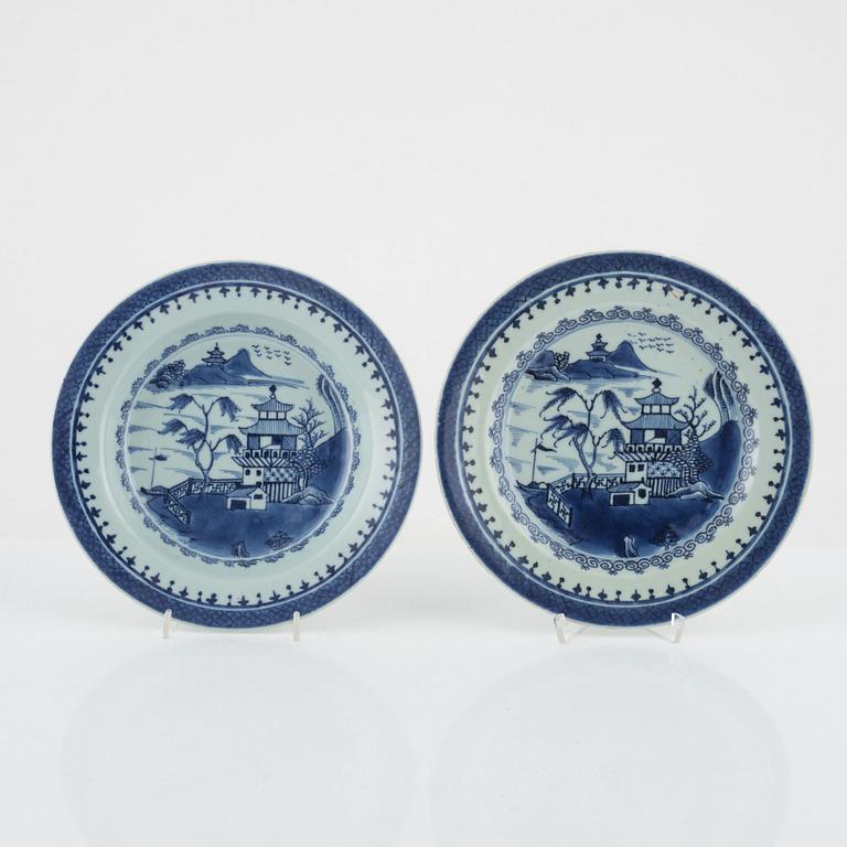 Tallrikar, 12 st, porslin, kina, Jiaqing (1796-1820).