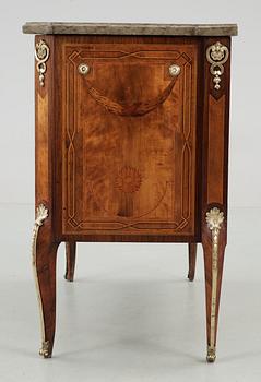 A Gustavian commode by Gottlieb Iwersson, signed and dated 1781, with the alliance crest of Lilliesvärd-Hummerhielm.